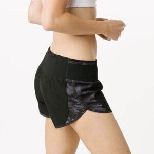 Zyia Active Black Camo 5 Star Running Shorts Size Small